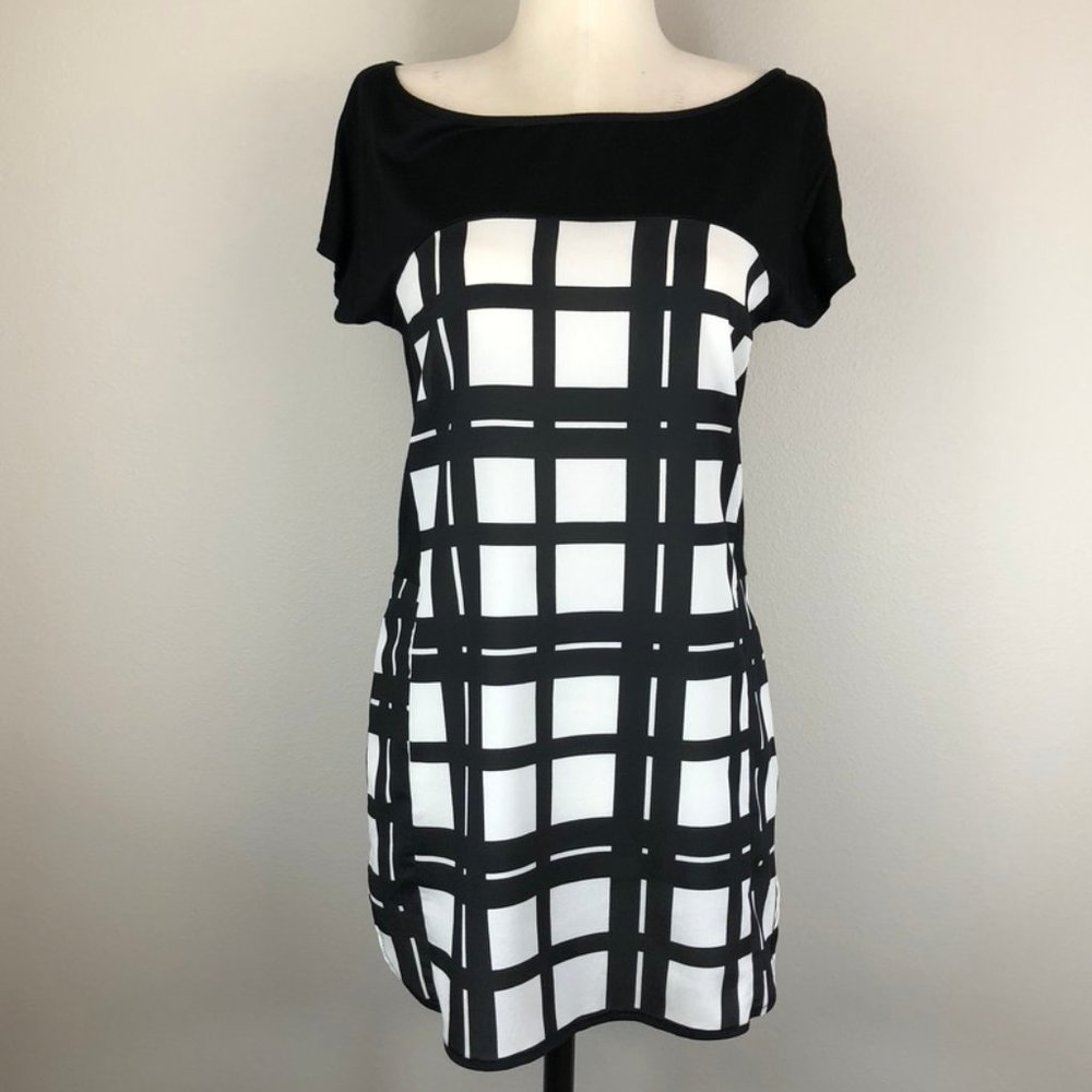 Anthropologie Weston Wear Short Sleeve Versa Top